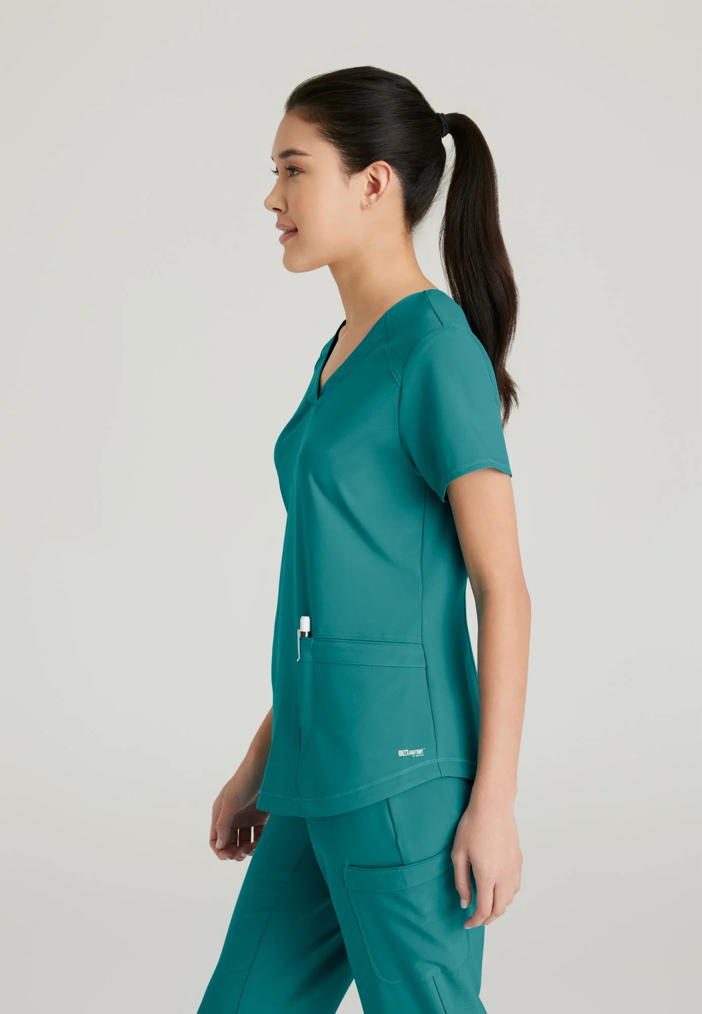 Grey's Anatomy Evolve Rhythm Women's V-Neck 2-Pocket Solid Scrub Top (CCHN) | GSST180